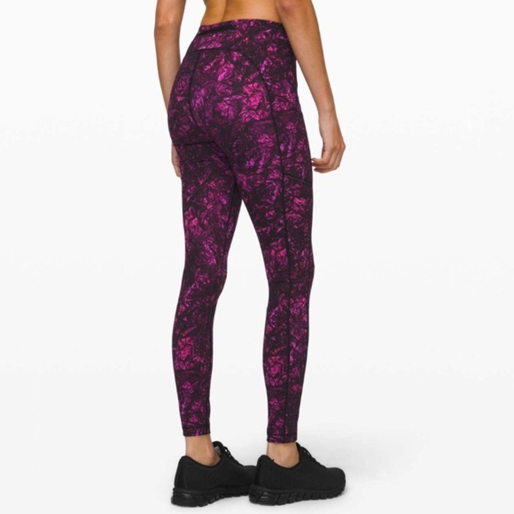 Lululemon Speed Up Tight‎ *Full-On Luxtreme
Undercurrent Grapealicious Multi